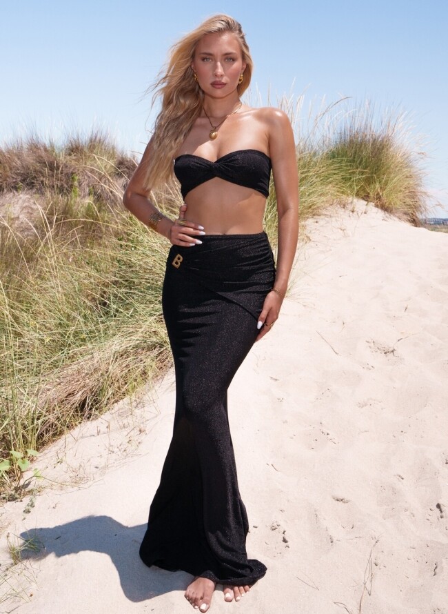 FOR THE PLOT SKIRT